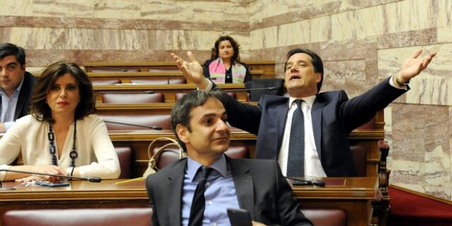 Μπάχαλο στη Βουλή: ‘Εσύ θα μας μιλήσεις για αγωγή ρε τρομοκράτη;’ φώναζε στον Διαμαντόπουλο ο Άδωνις