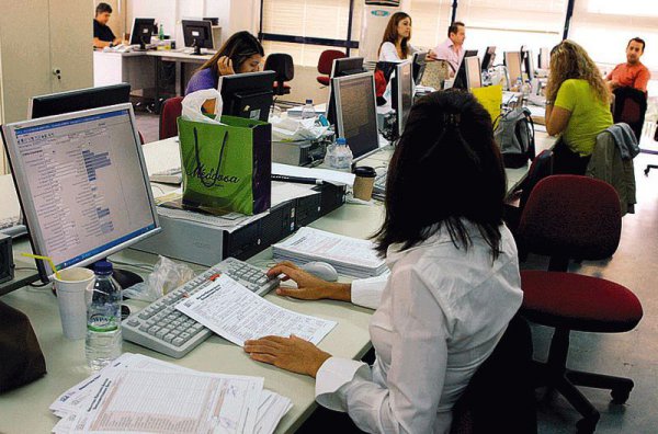 Ρύθμιση 100 δόσεων: Βέβαιη η παράταση έως τα τέλη Ιουνίου – Εισπράξεις 300 εκατ. ευρώ από το μέτρο