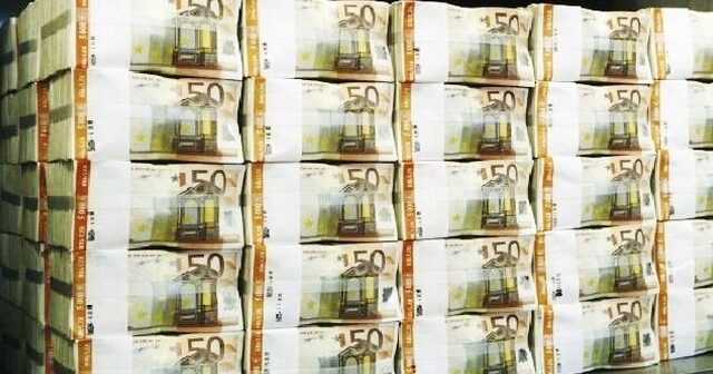 Πλαστά χαρτονομίσματα στο Κέντρο της Αθήνας