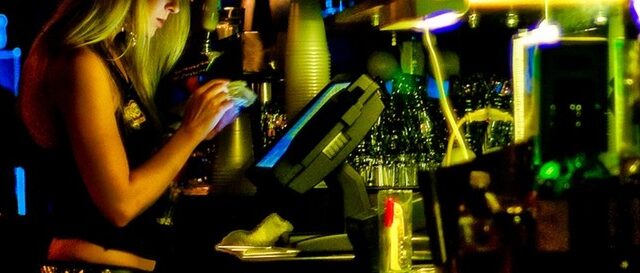 Ετοιμάζονταν να γεμίσουν με ποτά-‘μπόμπες’ την αγορά