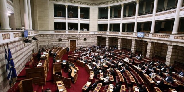 Οι πρώτοι 25 μάρτυρες στην εξεταστική για το μνημόνιο