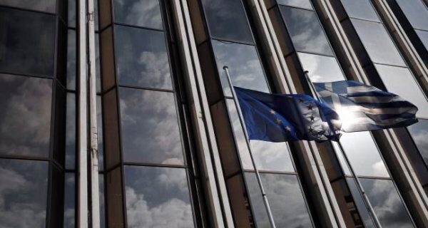 Brussels Group: Διάψευση για τελεσίγραφο. Η Ελλάδα θα παραμείνει στο ευρώ