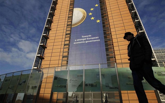 Πυρετός διαβουλεύσεων με στόχο συμφωνία. Προσχέδια συμβιβαστικής λύσης εξετάστηκαν στην τηλεδιάσκεψη του Brussels Group