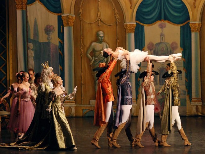 Διαγωνισμός “ROYAL MOSCOW BALLET” The Moscow Crown of Russian Ballet