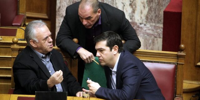 Ημέρα της κρίσης για τη ρευστότητα. Τι θα ζητήσουν από τον Ντράγκι Δραγασάκης, Τσακαλώτος
