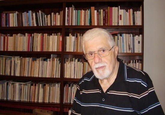 Έφυγε από τη ζωή ο ποιητή Ορέστης Αλεξάκης