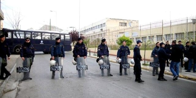 Δίκη Χρυσής Αυγής: Κλειστά τα σχολεία και οι παιδικοί σταθμοί την Τρίτη στον Κορυδαλλό