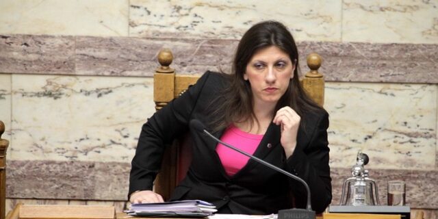 Στα ‘μαχαίρια’ Κωνσταντοπούλου – Ποτάμι. Το τσάι και η μάνα του λόχου της Χρυσής Αυγής