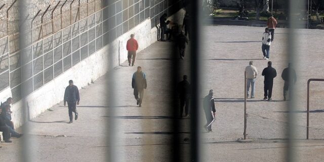 Ένταση με κρατουμένους σε κλούβα έξω από τις Φυλακές Κορυδαλλού