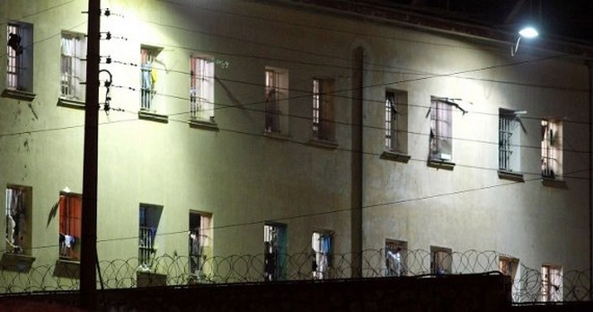 Αιματηρή συμπλοκή στις φυλακές Κορυδαλλού. Δύο νεκροί