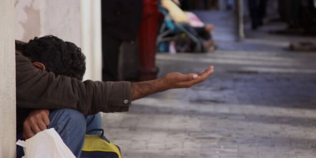 Οι Φινλανδοί μαθαίνουν ελληνικές λέξεις κρίσης. Ένα ντοκιμαντέρ για τη χώρα μας