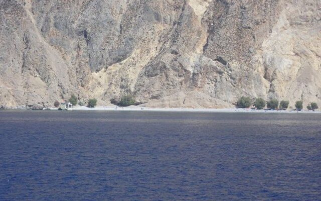 Τραγωδία στην Κρήτη: Έγκυος η 37χρονη τουρίστρια που έχασε τη ζωή της από πτώση βράχου