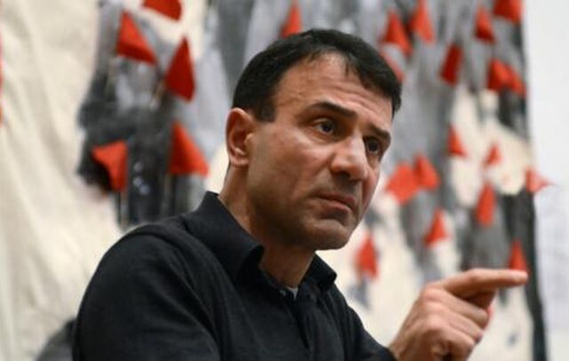 Λαπαβίτσας: Δεν βλέπω συμφωνία. Η ρήξη δεν πρέπει να φύγει από το τραπέζι