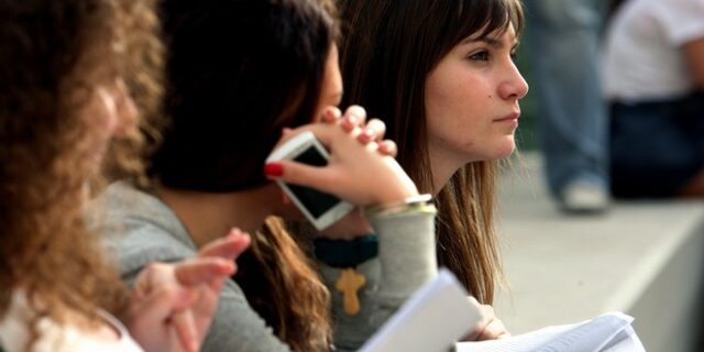 Ιδιωτικά σχολεία μόνο για λίγους και μόνο με υποτροφία