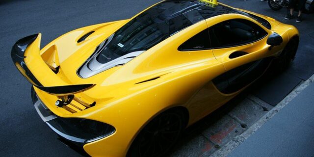 H McLaren P1 με το σήμα του ΤΑΧΙ, στην Ταϊβάν