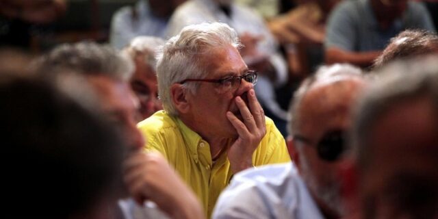 Στην κορύφωση της διαπραγμάτευσης, Μηλιός, Νταβανέλος κι ακόμη τρεις του ΣΥΡΙΖΑ ζητούν ρήξη και στάση πληρωμών