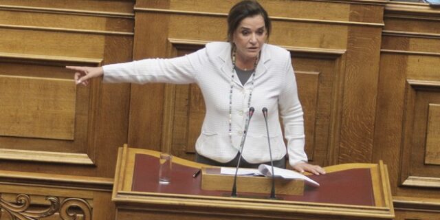 Μπακογιάννη: Οξύμωρο να ταυτιστεί η ΝΔ με τις φωνές του ΣΥΡΙΖΑ για ρήξη