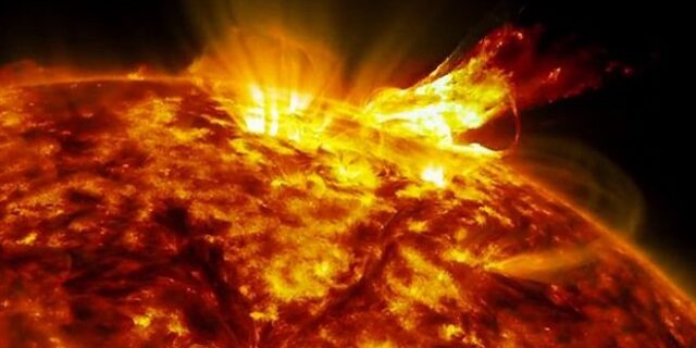 Μοναδικό βίντεο: Τα φλεγόμενα φτερά του ήλιου