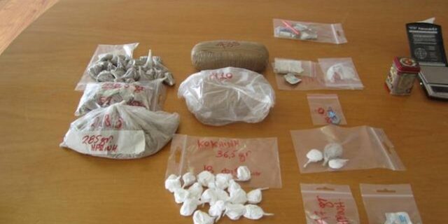 Εξαρθρώθηκε μεγάλη σπείρα ναρκωτικών που διακινούσε ηρωίνη και κοκαΐνη στα Ιωάννινα