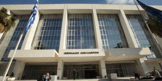 Ανανεώθηκε η θητεία των οικονομικών εισαγγελέων