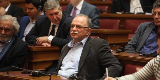 Παπαδημούλης: Δεν υπάρχουν δυνάμεις στον ΣΥΡΙΖΑ που θα ρίξουν την κυβέρνηση