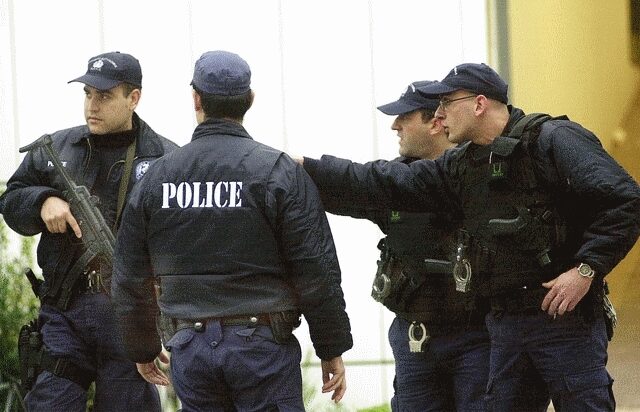 Στον Εισαγγελέα τα μέλη σπείρας που κατηγορούνται για ληστεία και αρπαγή 74χρονου