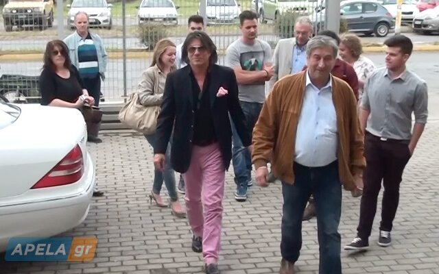 Ψηνάκης σε φοιτητές: Μάγκες this is Sparta. Σας παραδίδουμε μια Ελλάδα κουρέλι, η οποία ήταν ‘τούμπανο’. Πρέπει να τη φτιάξετε