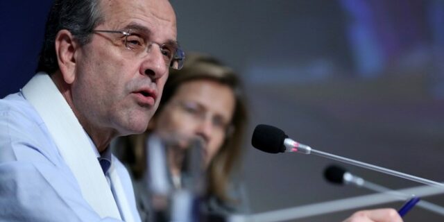 Υπέρ μίας συμφωνίας, που όμως δε θα χρηματοδοτεί μεγάλο κράτος με νέους φόρους, ο Σαμαράς