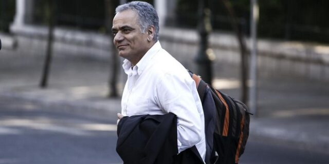 Σκουρλέτης για Κωνσταντοπούλου: Δεν συμφωνώ με τις απόψεις της