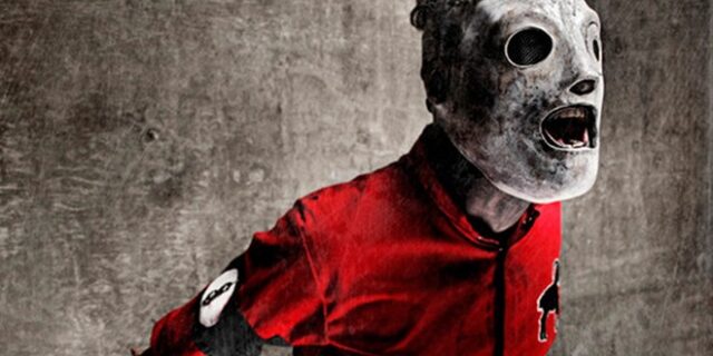Ζουμ στους Slipknot: Ζώντας 15 χρόνια με μια τρομακτική μπάντα