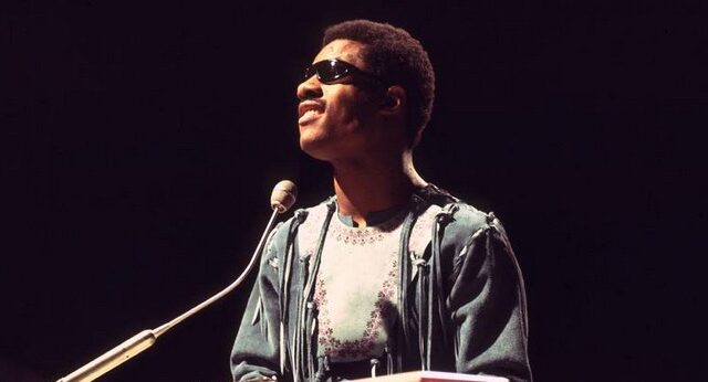 Stevie Wonder, το παιδί θαύμα, έγινε 65 ετών