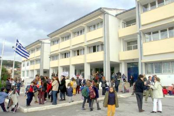 Δεν καταργούνται αλλά διαχωρίζονται τα Πρότυπα από τα Πειραματικά Σχολεία