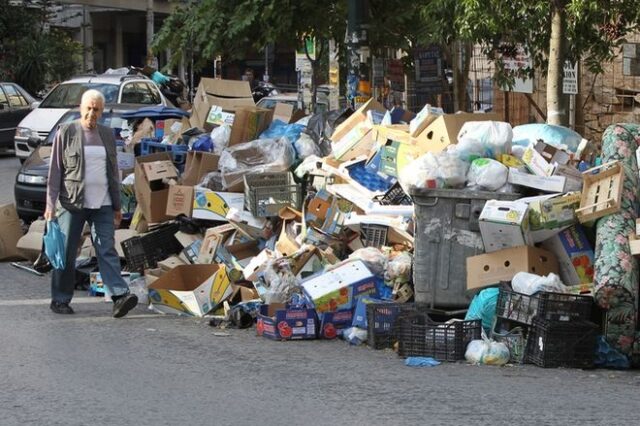 Ευρεία σύσκεψη στο υπουργείο Εσωτερικών για τις 81 χωματερές της Πελοποννήσου