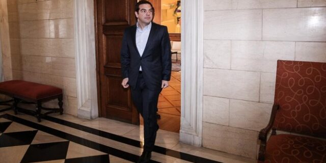 Αγωνία για τη διαπραγμάτευση. Σύσκεψη υπό τον Τσίπρα στο Μαξίμου