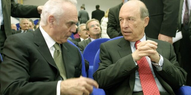 Δίκη Τσοχατζόπουλου. Σημίτης: Έγιναν τα μύρια όσα! Έπρεπε να τα αναφέρεις. Άκης: Είναι ψέμα!