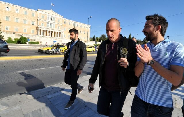 Συνεχίζεται το μεγάλο “παζάρι” και η πίεση των δανειστών