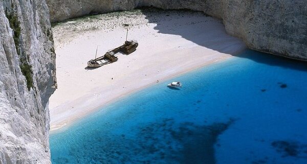 Οι 10 ωραιότερες παραλίες στη Μεσόγειο