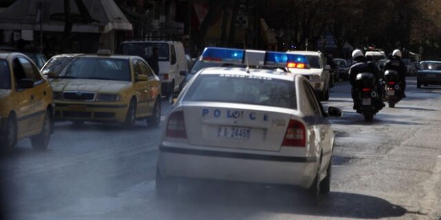 Χρυσαυγίτης πυροβόλησε στον αέρα, μετά από επίθεση αντιεξουσιαστών