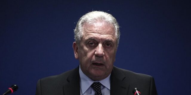 Ενωτική παρέμβαση Αβραμόπουλου μετά το ναυάγιο στις διαπραγματεύσεις