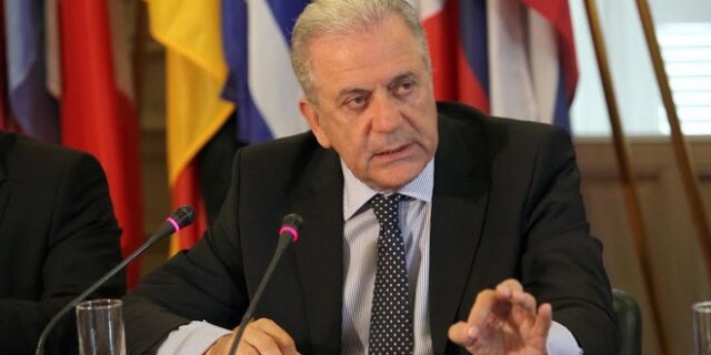 Αβραμόπουλος: Κυβέρνηση εθνικής συνεργασίας στην Ελλάδα