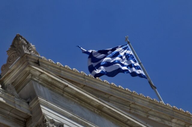 Κύμα φυγής καταθέσεων από τις ελληνικές τράπεζες