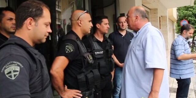 Μπέος εναντίον Παπανδρέου μέρος δεύτερο. Ο δήμαρχος Βόλου συνεχίζει την επίθεση