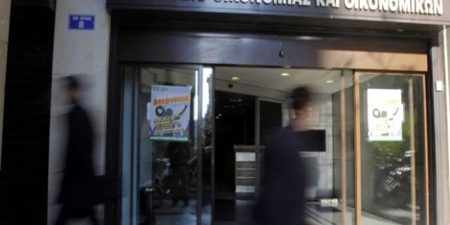 Σαββαΐδου: Δεν θα κατάσχονται οι εισπράξεις και ο εξοπλισμός από τις εφορίες