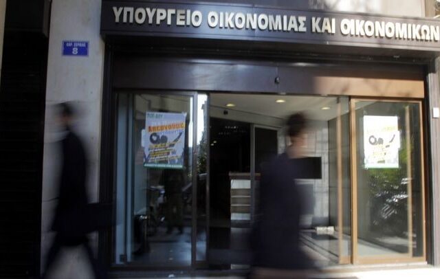 Σαββαΐδου: Δεν θα κατάσχονται οι εισπράξεις και ο εξοπλισμός από τις εφορίες