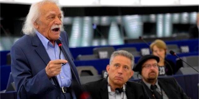 Παραιτήθηκε ο Μανώλης Γλέζος από το ευρωκοινοβούλιο