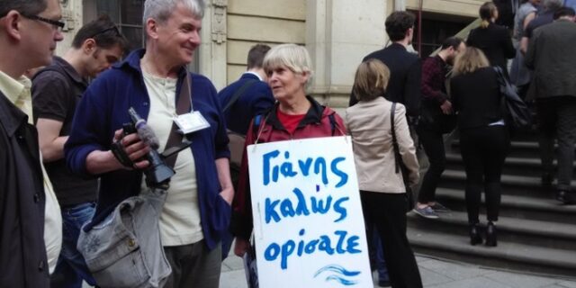 To Βερολίνο υποδέχθηκε τον Βαρουφάκη σαν rock star