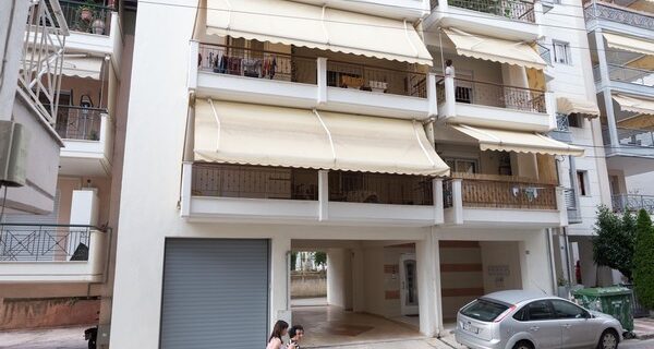 Σοκ στη Θεσσαλονίκη: Άντρας των ΜΑΤ στραγγάλισε την 7χρονη κόρη του