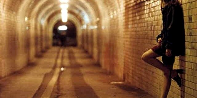‘Προστάτης’ σκότωσε ‘προστάτη’ για να του πάρει μία ιερόδουλο