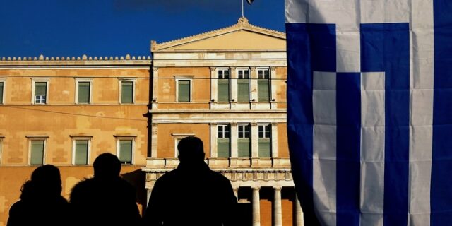 ΔΝΤ: Μια ριζοσπαστική λύση για το υψηλό χρέος είναι να μην κάνεις απολύτως τίποτε