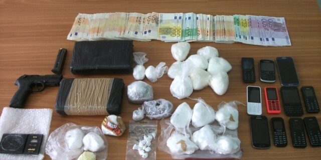 Εξαρθρώθηκε σπείρα διακίνησης κοκαΐνης